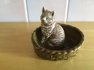 Wade Cat  In Pin Tray • £3.99