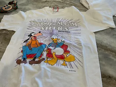 Vintage 90s Disney MGM Studios T-Shirt 1990s Goofy Donald  Cartoon Art Size M • $49.99