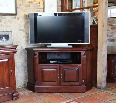 La Roque Corner Television Cabinet • £875