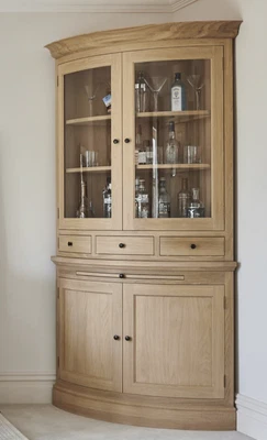 £3750 • Buy Neptune Henley Curved Glazed Dresser Oak Dresser  Drinks Cabinet RRP £6300