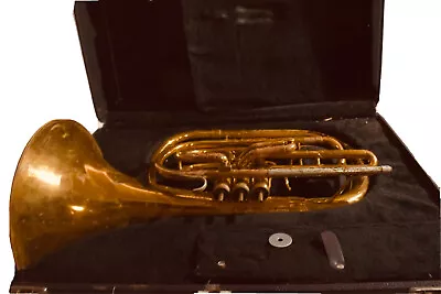 King 1122 Marching Mellophone With Case • $249