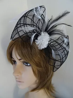 £11.99 • Buy Black & White Monocrome Fascinator Feathers Flowers Pearl Beads Hair Comb