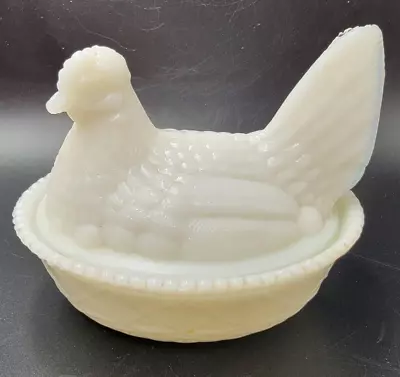 Vintage 1950s Milk Glass Hen On Nest Candy Dish Trinket Box  4.75  • $12