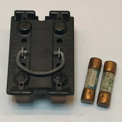 WADSWORTH 30 Amp Fuse Holder - Pull Out  • $24.99