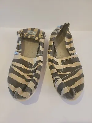   TOMS  Light Fabric Canvas  Pre- Owner Flat Shoes For Women 9.5 Size • $6.99