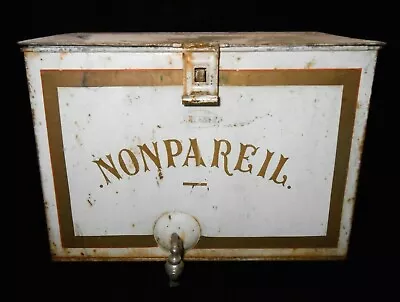 Kreamer Nonpareil Early 20th C Vint White/gilt Stenciled/insulated Milk Cold Box • $287.50