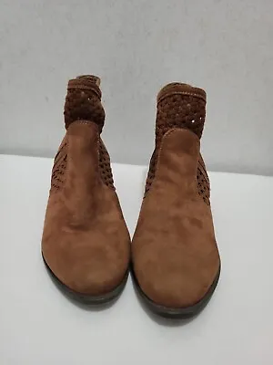 Mudds Womens Ankle Boots Size 10 • $15