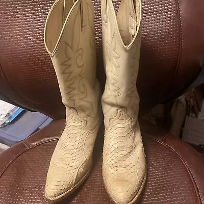 Vintage Men's Acme Cream Color Snakeskin Cowboy Boots. Size 8D • $80