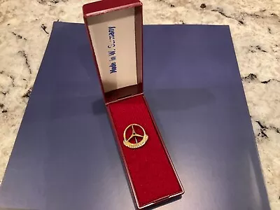 Mercedes Star & Laurel Pin High Mileage Award 500000 Km • $62