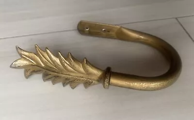 LEAF Metal Or Brass Curtain Tie Backs 6.5” X 3.5”Provenance Unknown No Markings • $8.99