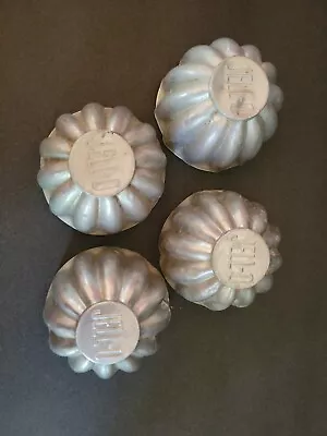 4 Vintage Metal Jello Molds 3” • $8