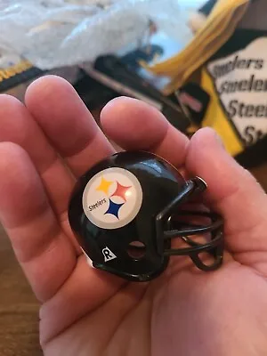 Nice Riddell Pittsburgh Steelers Mini Helmet • $10