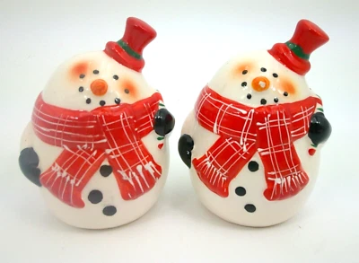$8 • Buy Vintage Ceramic Snowmen Salt And Pepper Shakers