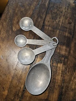 Vtg Set Of 4 Round Aluminum Measuring Spoons On Original Ring • $9.99