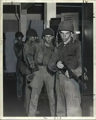 1954 Press Photo Marine Air Reserves Prepare For Field Training New Orleans • $19.99