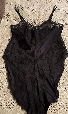 VINTAGE By VANITY FAIR Lingerie Bodysuit Teddy Lace BLACK SIZE 34C • $14