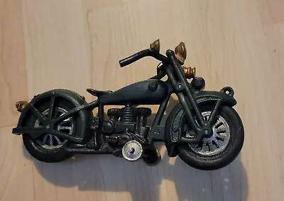 Motorcycle - Diecast - 9 1/8   • $25