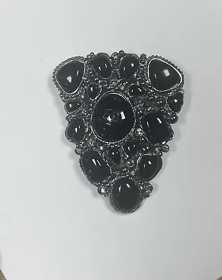 CHANEL Black Onyx Gen Stone Brooch • $1000