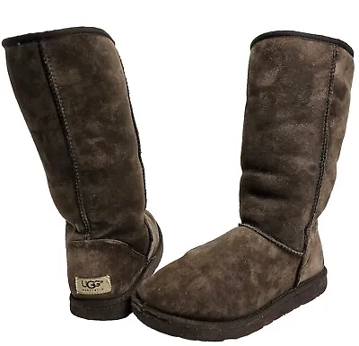 UGG Australia Classic Tall 5815 Womens Boots Snow Shoes Size W8 Brown Shearling • $23.88