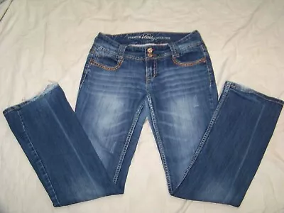 Vanity Premium Collection Jeans - Size W 28 • $13.99