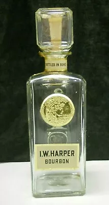 I.W. Harper Whiskey 1965 Roman Medallion Gold Label Glass Decanter IW#3 • $37.46