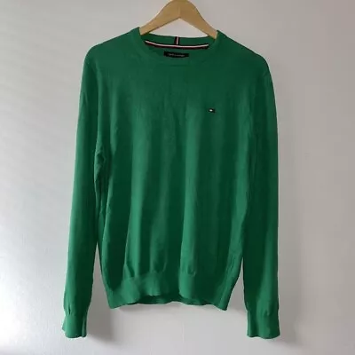 Tommy Hilfiger Sweatshirt • $23