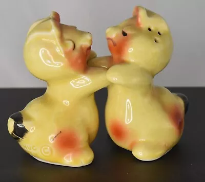 Vintage Van Tellingen  Bunny Hug  Hugging Bunnies Salt & Pepper Shakers Yellow • $14