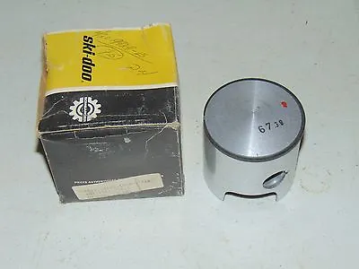 Nos OEM Vintage Skidoo 440 Rotax Snowmobile 67.39 Mm Piston 420-9929-15 • $67.99