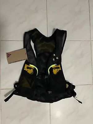 $80 • Buy Rare Nike ACG Hydration Race Vest Size L/XL New