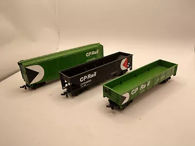 Bachmann - CN Wagons X 3 • $25