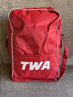 IMMACULATE Vintage TWA Red White Zip Shoulder Travel Carry On Bag • $15.99