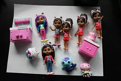 Lot Of 10+ Gabby's Dollhouse Figures Accessories Furniture And More • $15.95