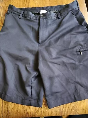 Men’s Izod Golf Shorts Size 34 • $14.65