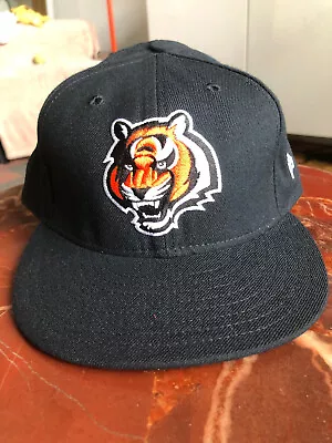 Vintage Cincinnati Bengals New Era 5950 Wool Fitted Cap Made In USA 7  7/8 • $10