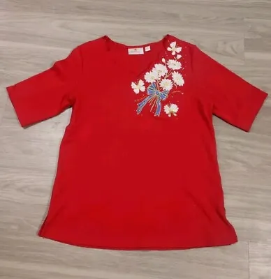 Quacker Factory Top Womens S Red Embroidered Daisy Flowers Shirt • $5.52