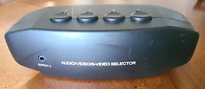 4-Way Retro AV Source Selector Switch Composite Stereo Audio / Video / S-Video • $14.95