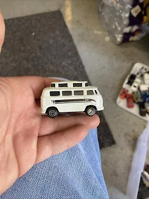 Maisto VW Volkswagen Camper Bus Split Window White 1/64 Scale Diecast Car • $0.99