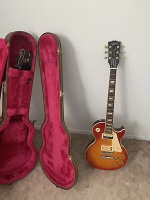 $2000 • Buy 1990 Gibson Les Paul Standard Cherry Sunburst