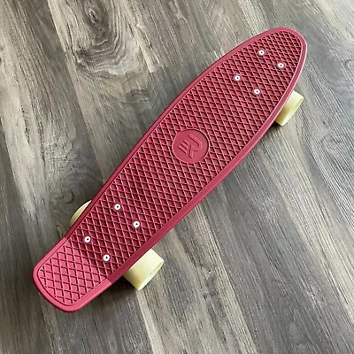 Retrospec - Quip 22.5  Mini Cruiser Skateboard - Crimson Red • $20