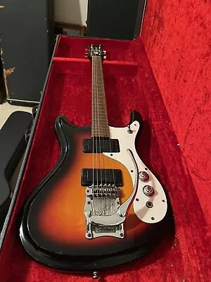 Mosrite Gospel Guitar - Just Like Curt Cobain’s - Just 8 SN’s Away From His • $25000