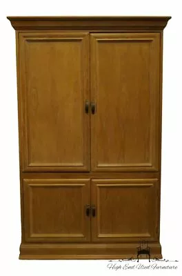 HOOKER FURNITURE Oak Contemporary Modern 48  TV Media Armoire 172-55-212 • $199.99