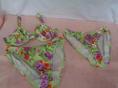 Vintage Green Flowered Satin Bra & 2 Pair Panty Set - 38C / 8 - NWOT • $29.99