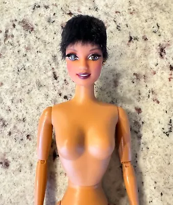 Vintage BARBIE UPTOWN CHIC NUDE DOLL & STAND (AA) MATTEL 1998 SAVVY COLLECTION • $25