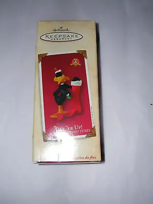 £9.66 • Buy Hallmark Ornaments -  Daffy Duck  - Dated 2002 - Mint In Original Box