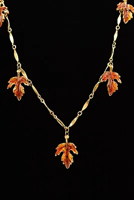 $27.96 • Buy Vintage Necklace Fall Autumn Leaf Enamel Charm Dangle Gold Tone Chain 1980s Bin2