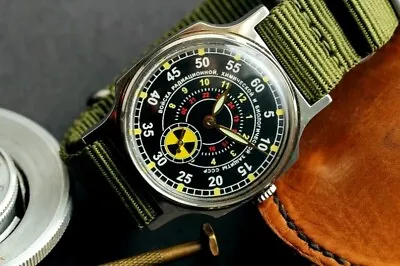 Men's Vintage Wrist Watch POBEDA Radiation Mechanical Watch For Men Soviet Watch • $59.89