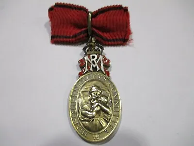 Queen Marys Committee District Nursing Gilt/enamelled Oval Medal Ww1 Era Uncommo • £90