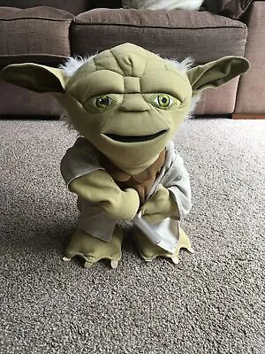 Disney Star Wars Battle Yoda - Animatronic Talking Toy With Light Up Lightsaber • £10