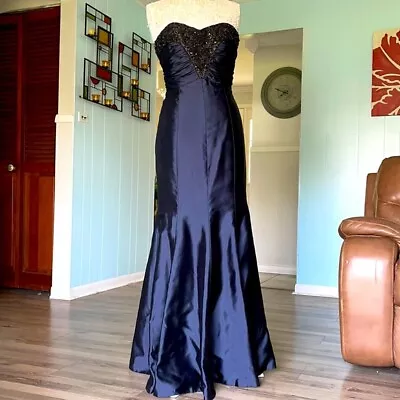 Melinda Eng Black Silk Beaded Strapless Mermaid Gown Size 6 • $99.99