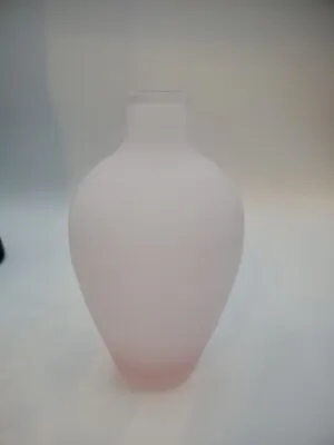 Beautiful Viking Pink Frosted Satin Glass Vase Vintage Art Glass Handmade Usa • $32